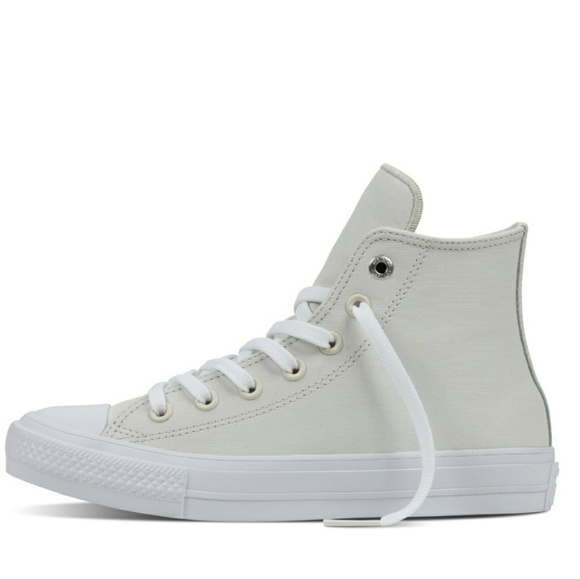 🔥NWT Converse Chuck II 2 Leather Buff Shoes - Picture 3 of 8